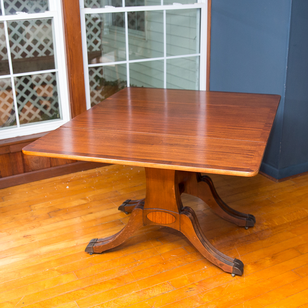 Duncan Phyfe Style Mahogany Dining Table