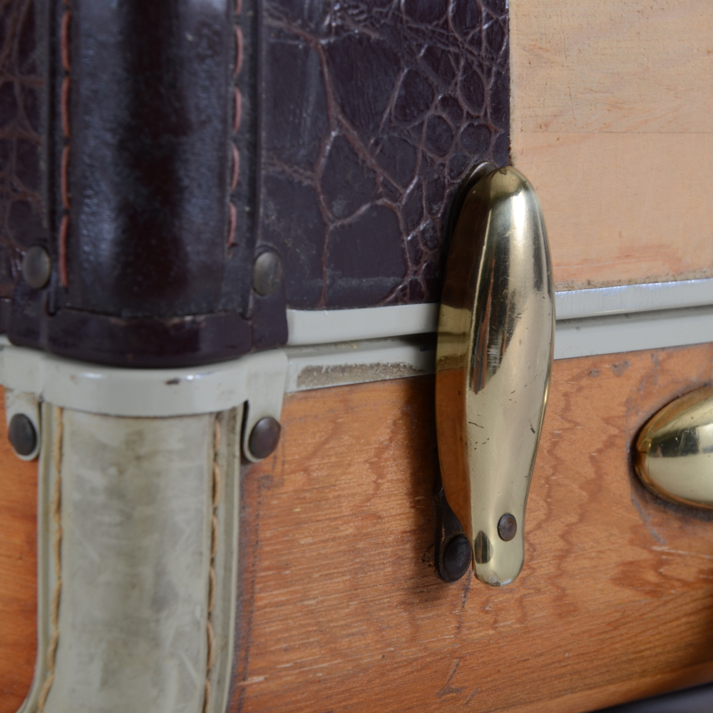 Vintage 1950s Samsonite Salesman Sample Case