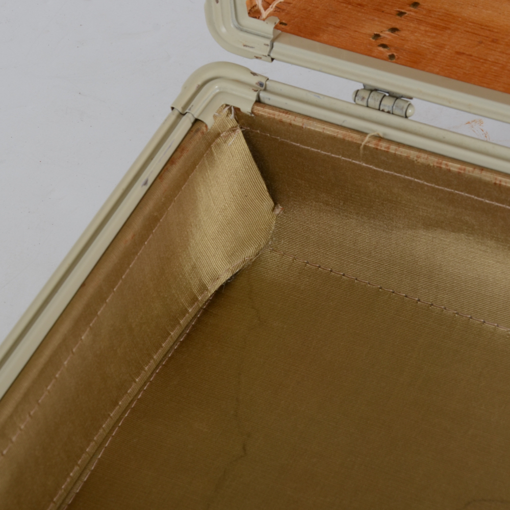 Vintage 1950s Samsonite Salesman Sample Case