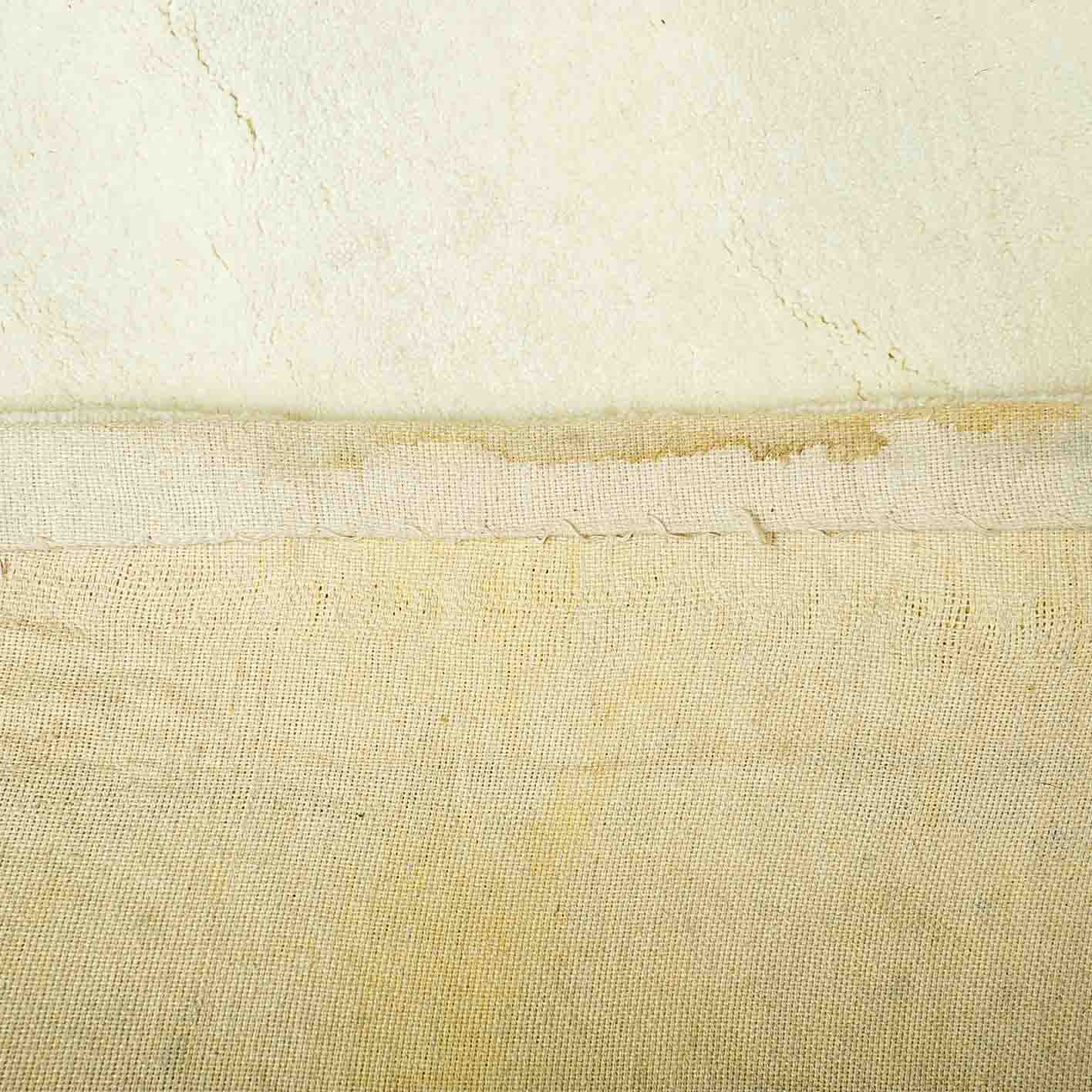 Contemporary Tufted Rug with Greek Key Design