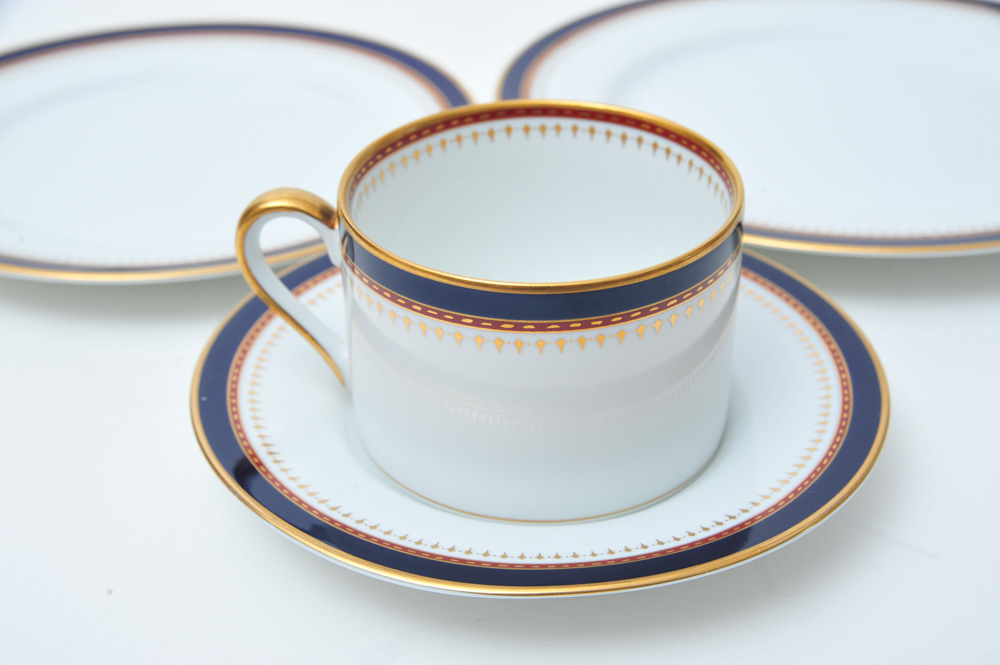 Display China Set of Fitz and Floyd "Starburst"