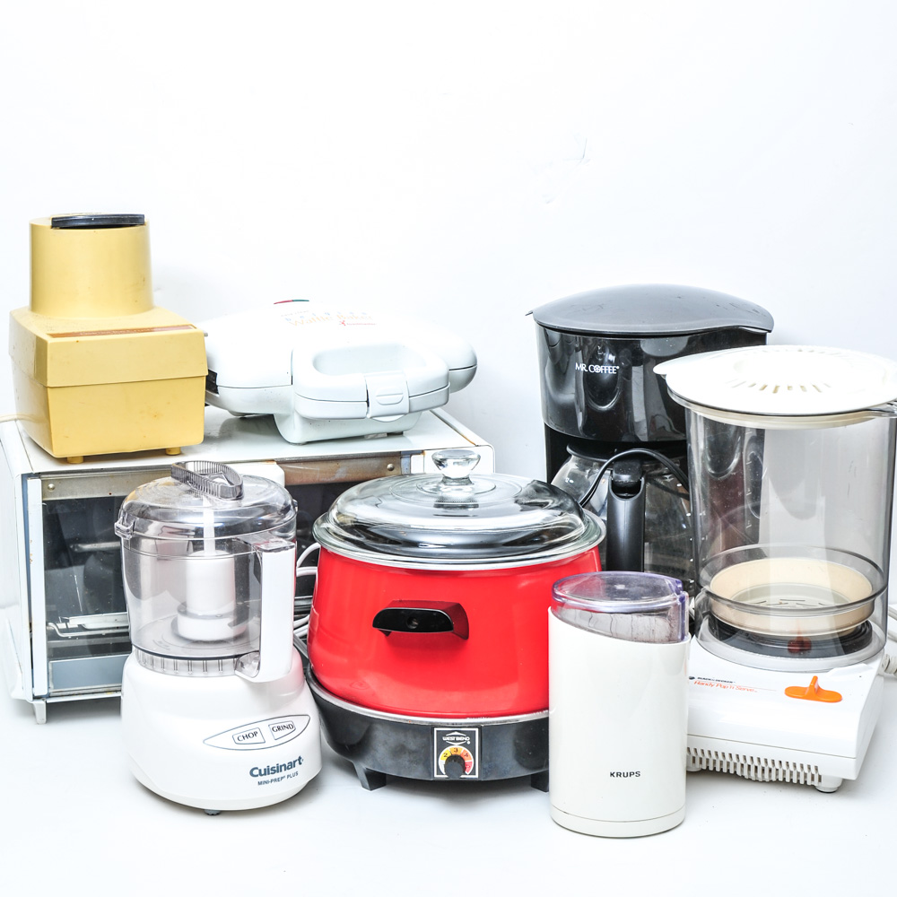 Collection of Small Kitchen Appliances