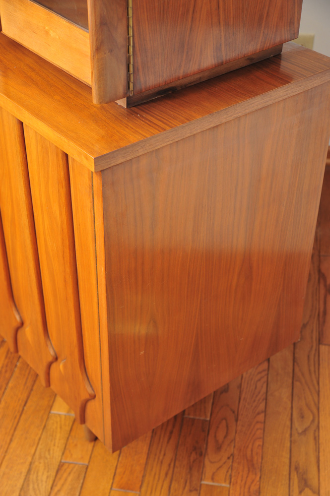 Mid Century Modern Teak Wood China Cabinet