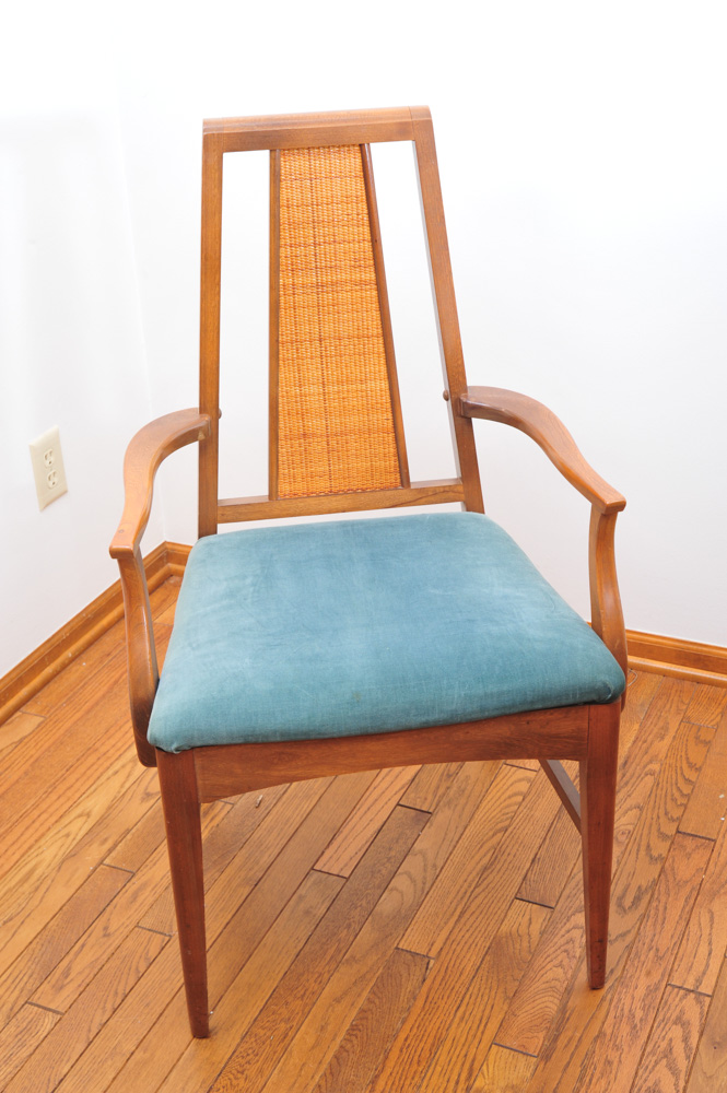 Mid Century Modern Dining Table and Chair Set