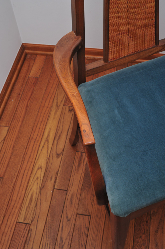 Mid Century Modern Dining Table and Chair Set