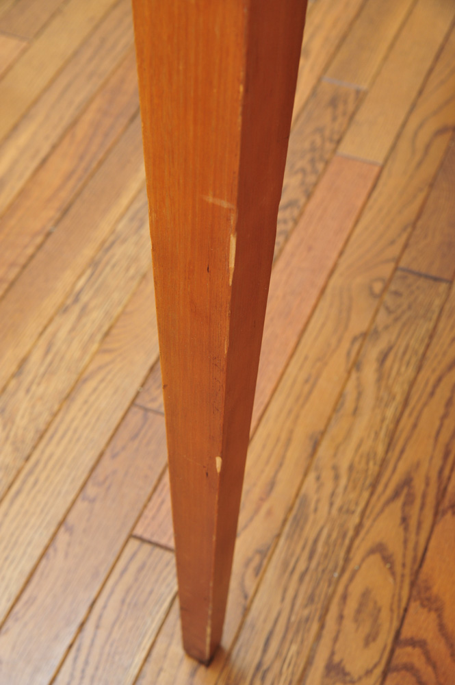 Mid Century Modern Dining Table and Chair Set