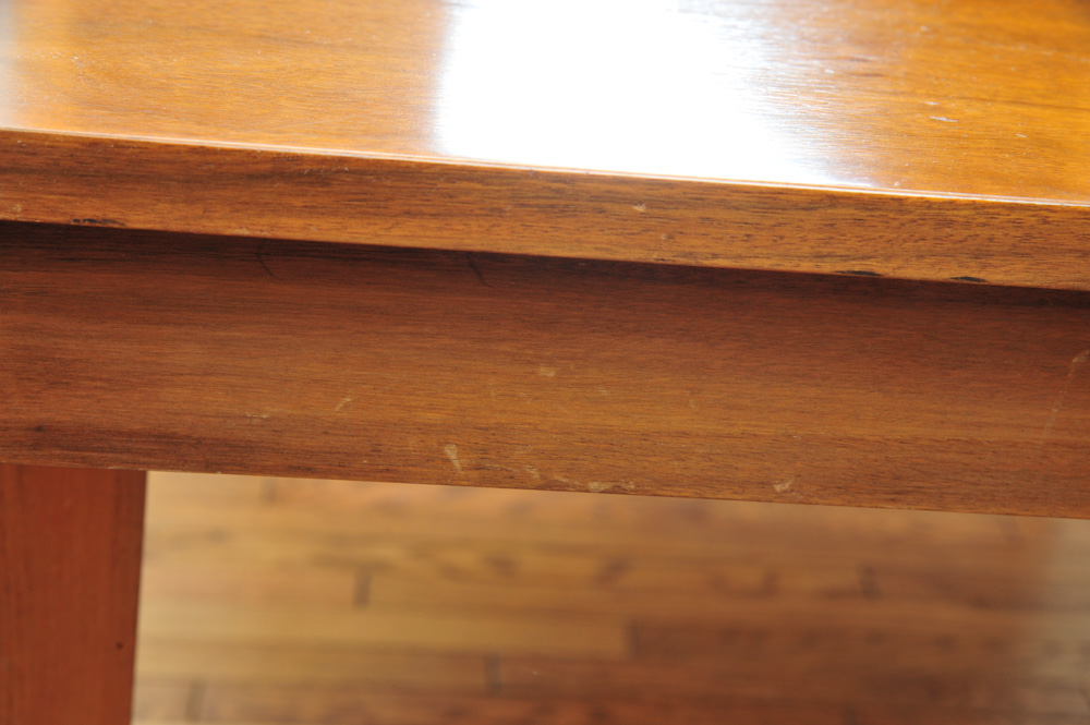 Mid Century Modern Dining Table and Chair Set