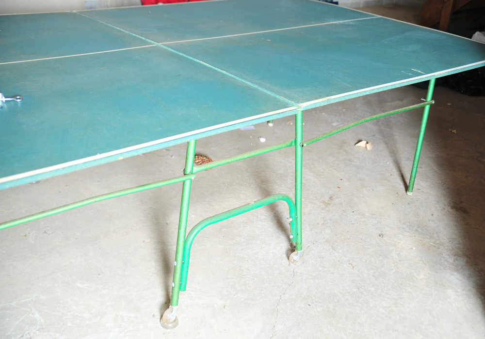 Regulation Size Ping Pong Table