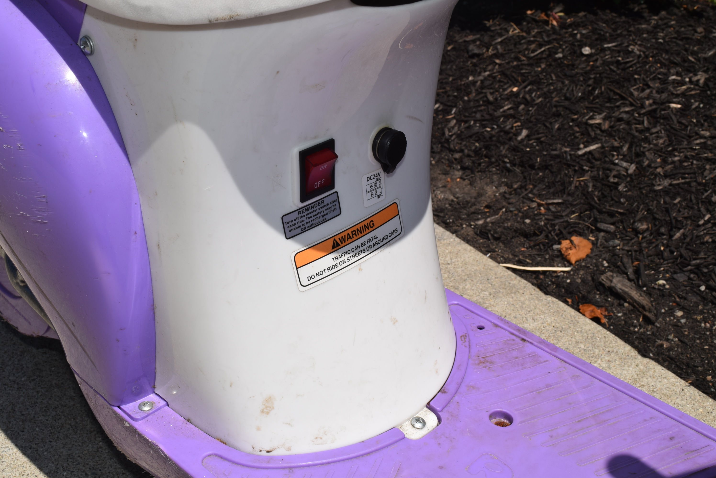 Razor Pocket Mod Betty Motorized Electric Scooter