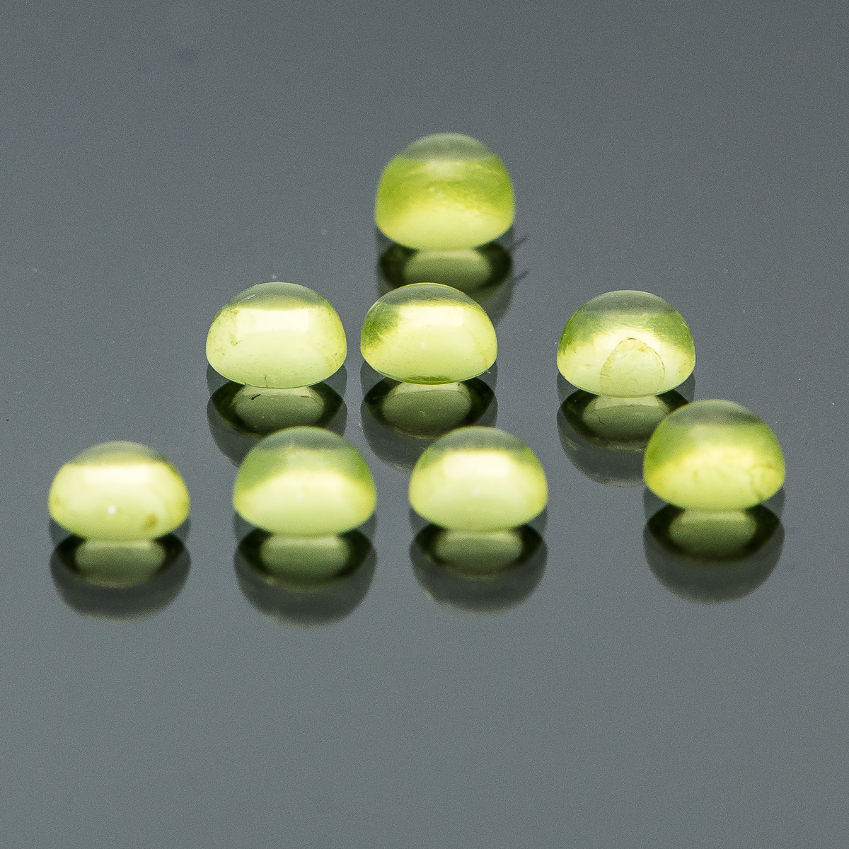 Assorted 3.06 CTW Round Cabochon Cut Natural Peridot Loose Stones