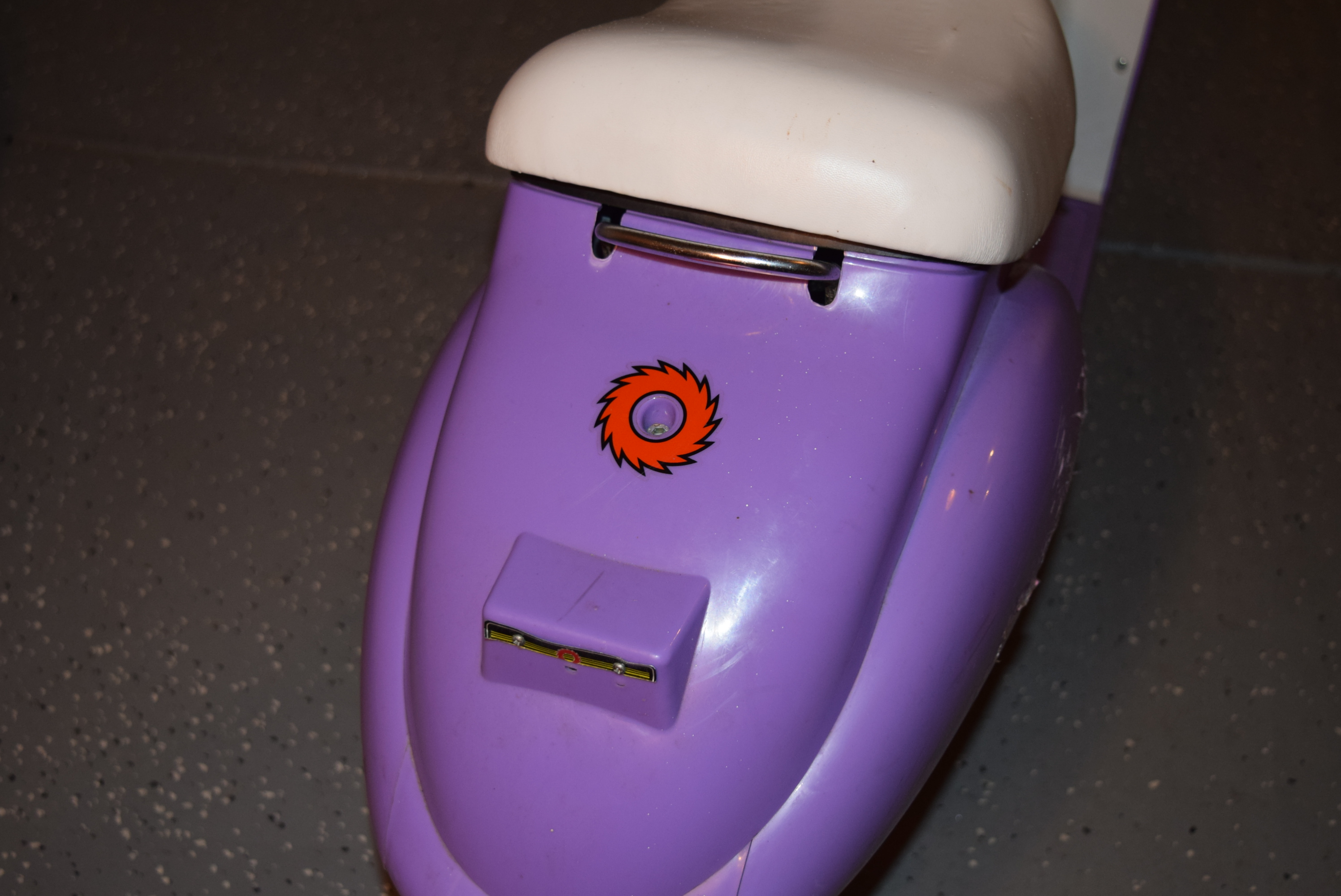 Razor Pocket Mod Betty Motorized Electric Scooter