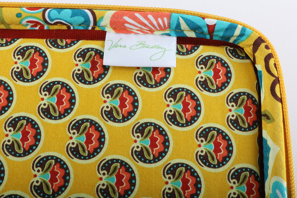 Assortment of Thirty-One Gifts and Vera Bradley Bags