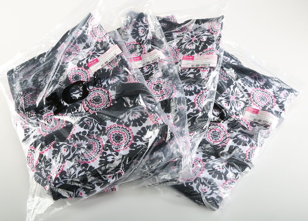 Assortment of Thirty-One Gifts and Vera Bradley Bags