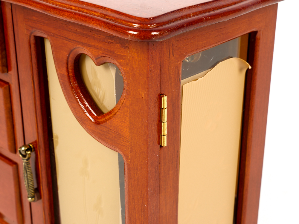 Classic Treasures Jewelry Chest