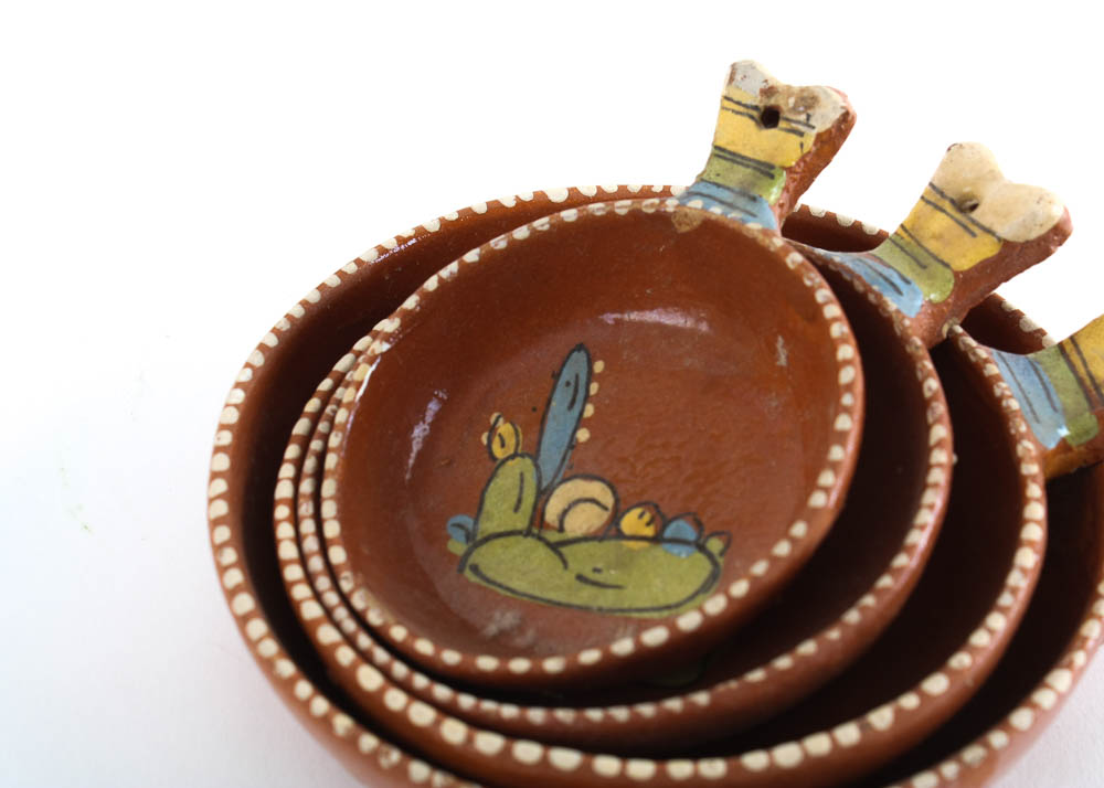 Handmade Tlaquepaque Mexican Earthenware Pottery Miniature Nesting Set