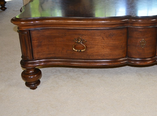 Thomasville Furniture "Brunello" Cocktail Table