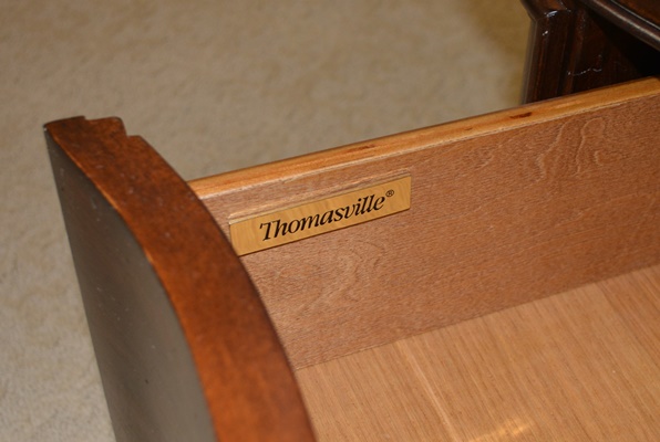 Thomasville Furniture "Brunello" Cocktail Table