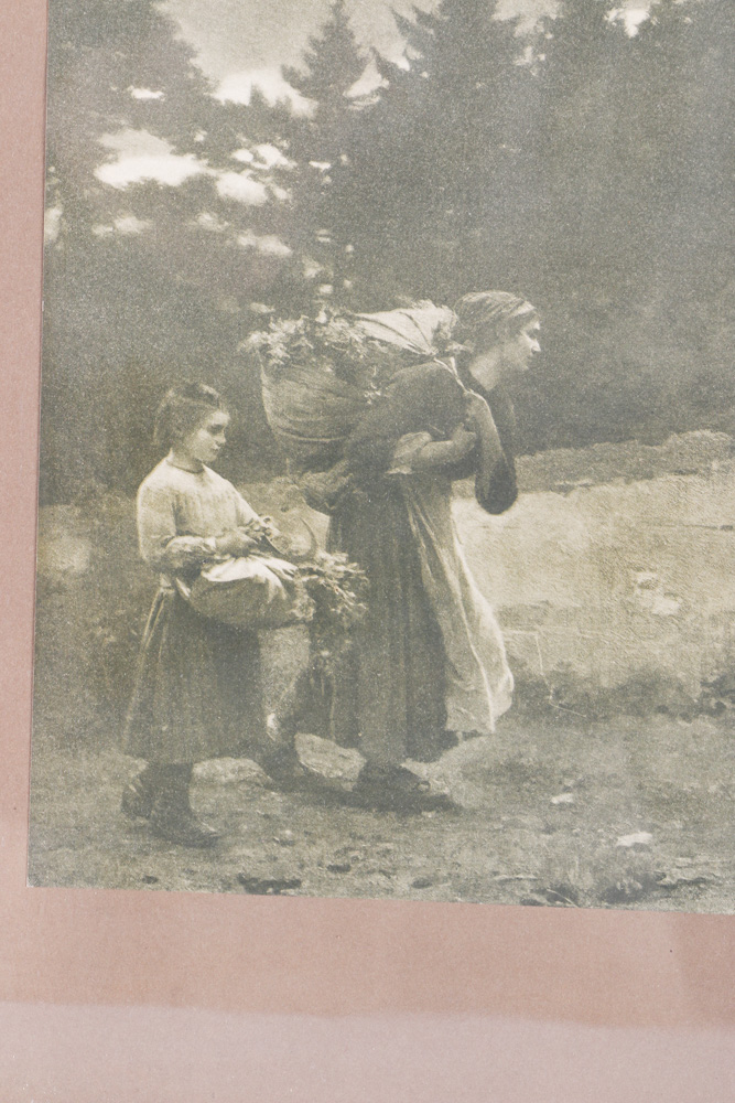 Vintage Print of Bäuerin mit Tochter bei der Heimkehr von der Fut