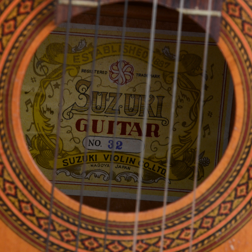 Suzuki Classical Guitar
