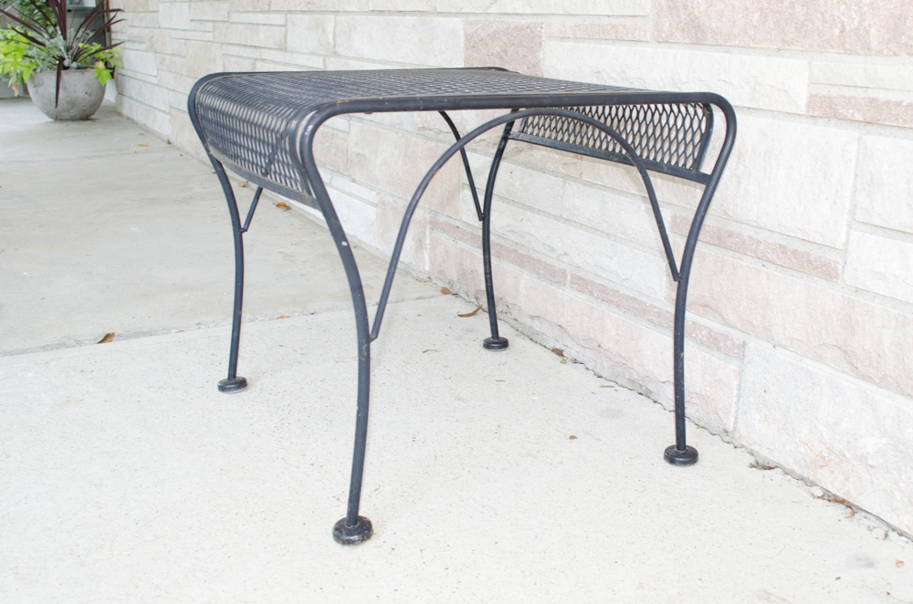 Wrought Metal Outdoor Furniture