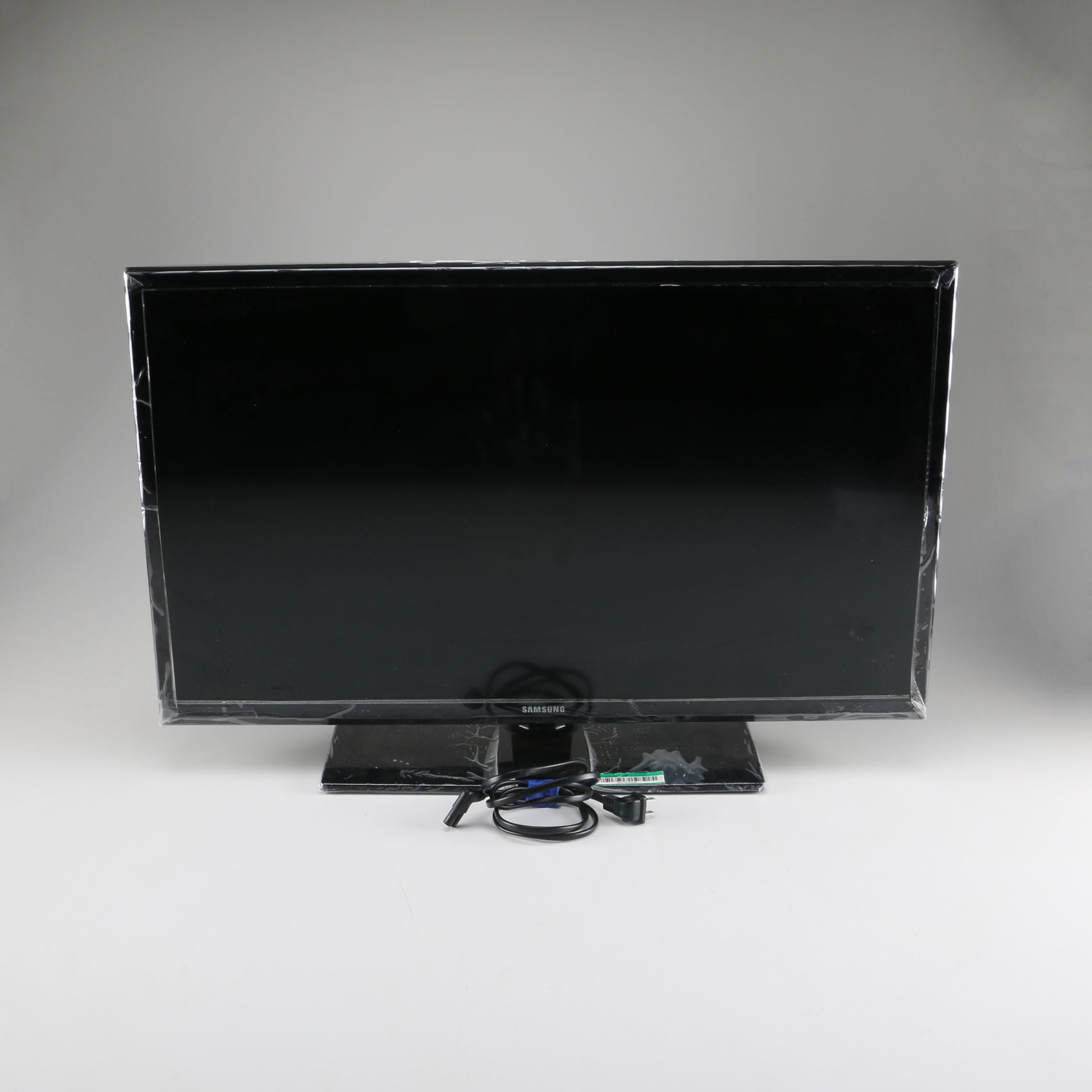32" Samsung Flat-Screen Television