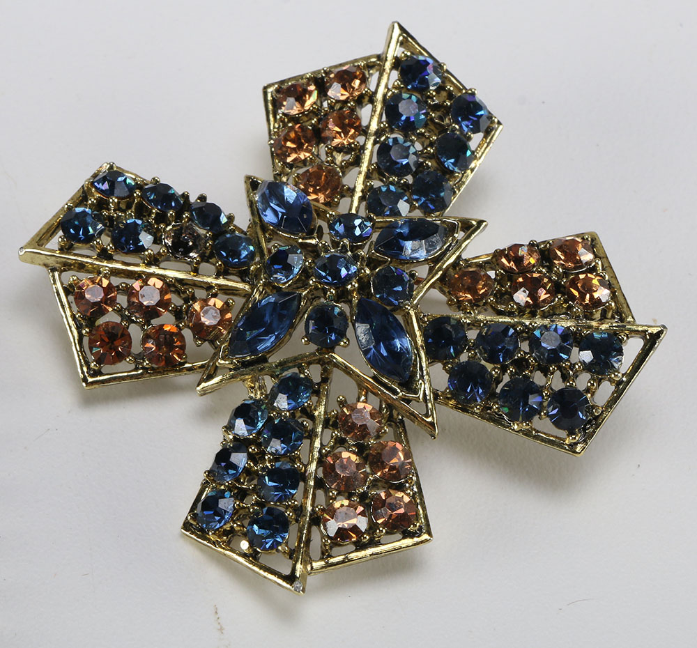 Vintage Weiss Costume Jewelry