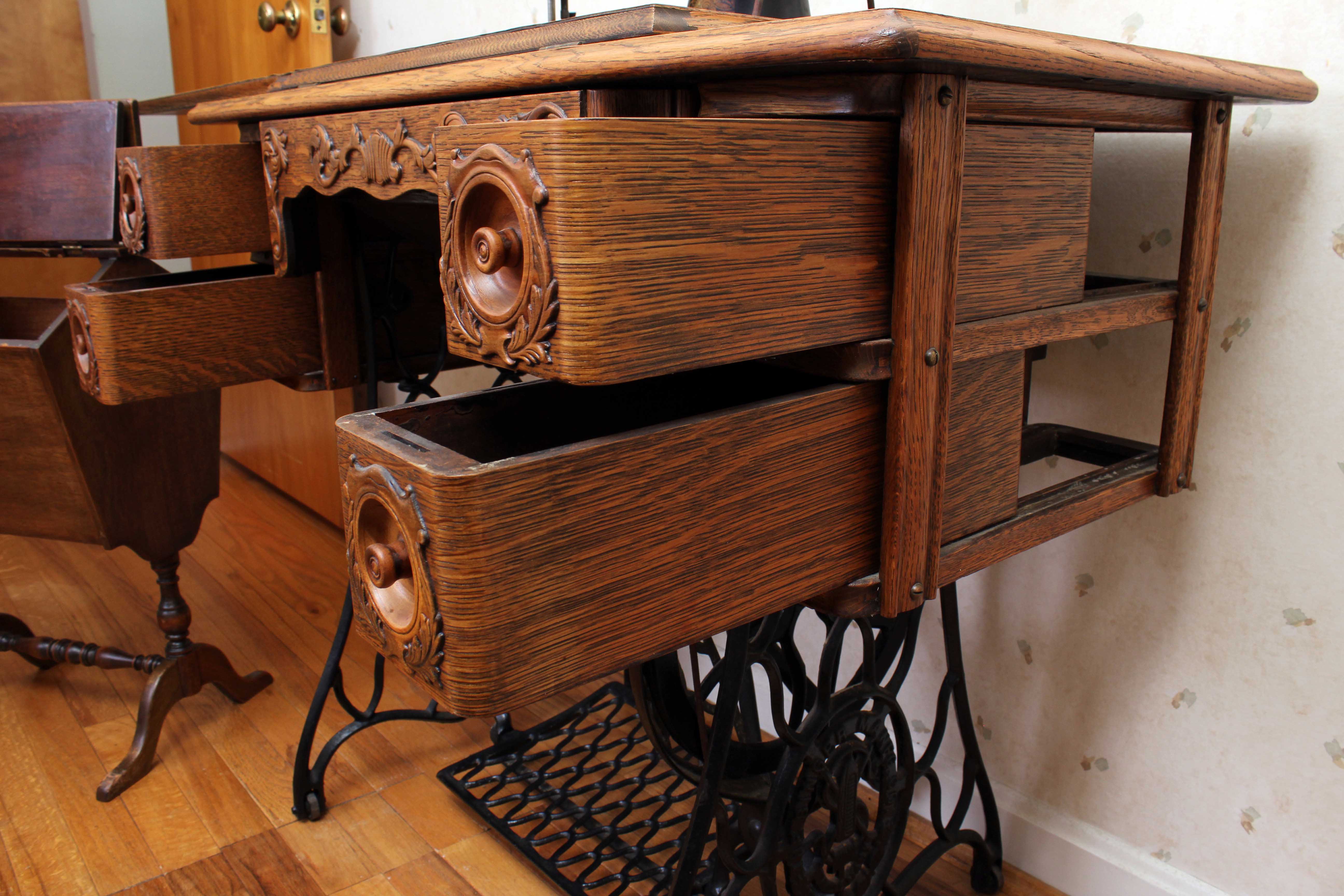 1891 Singer Treadle Sewing Machine Sphinx Design