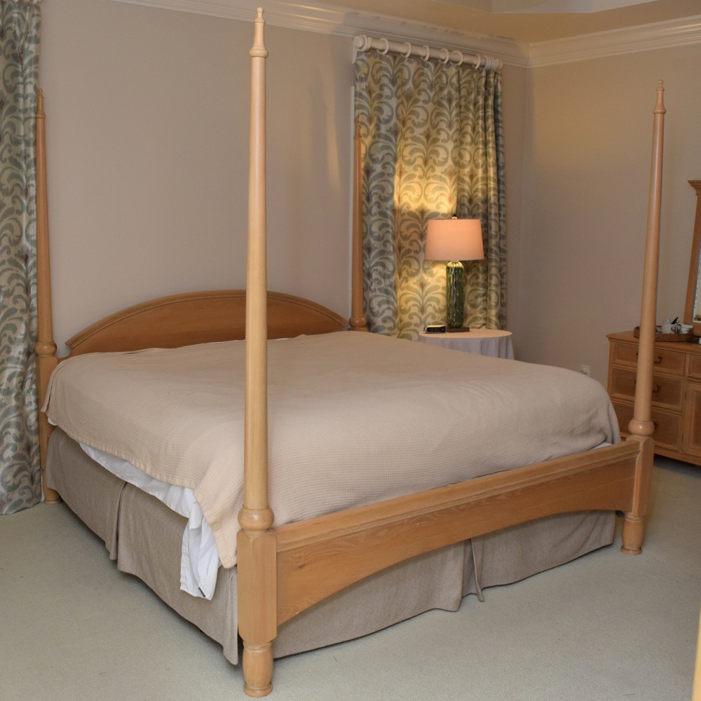 Bernhardt Four Poster King Size Bed