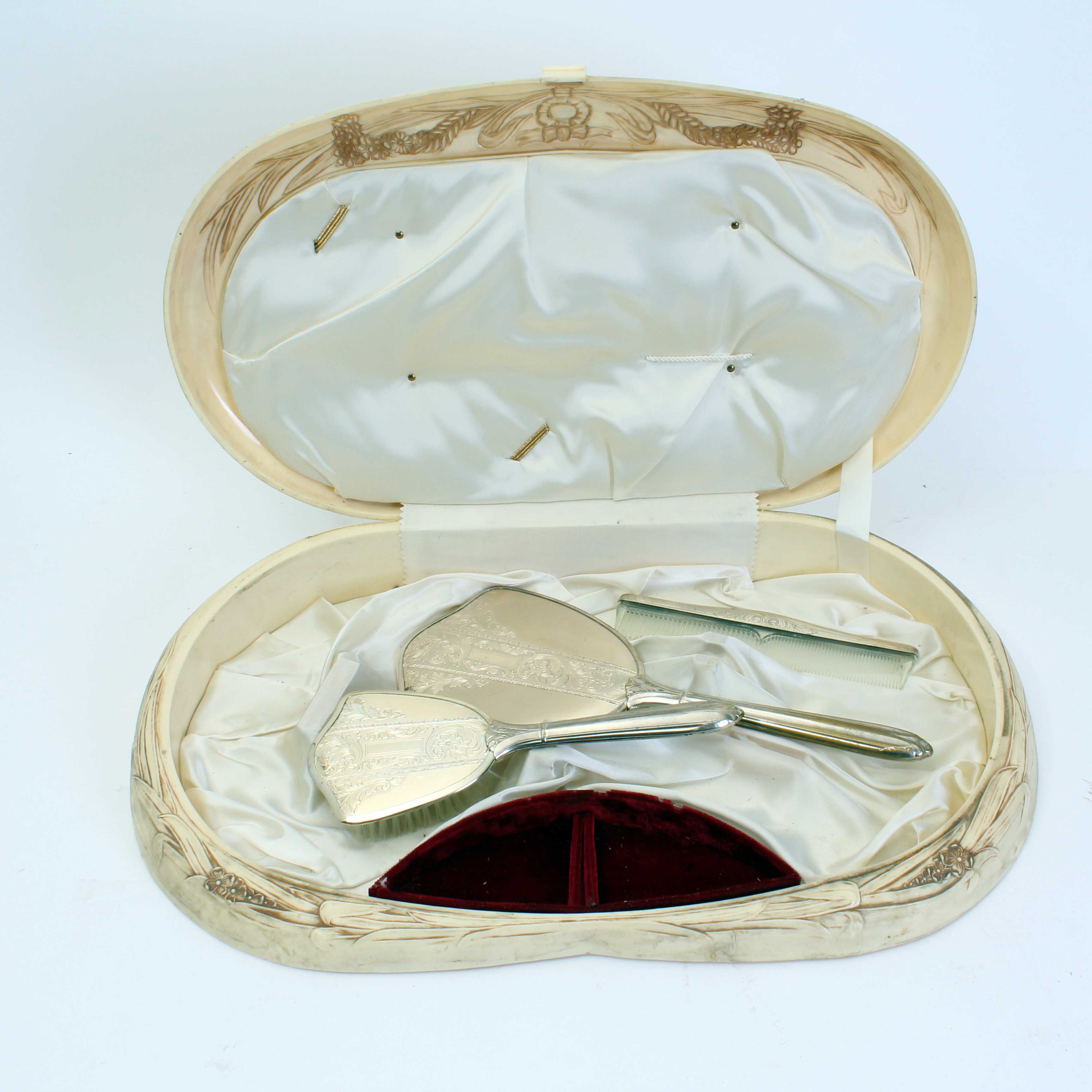 Vintage Art Deco Vanity Accessories with Original Case