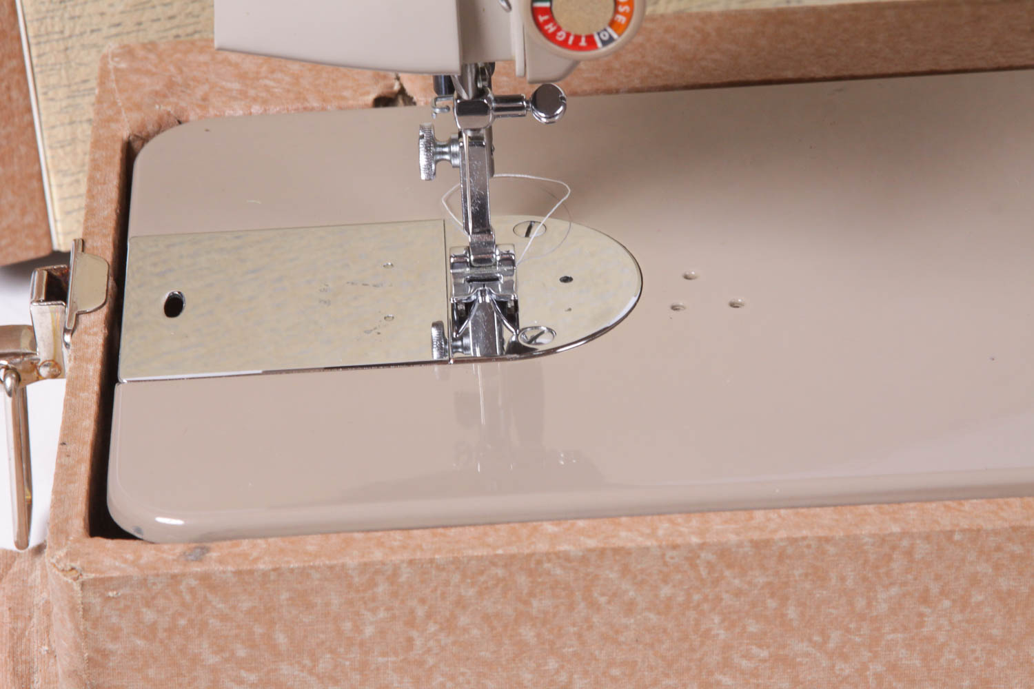 Dressmaker "Zig-Zag" Sewing Machine