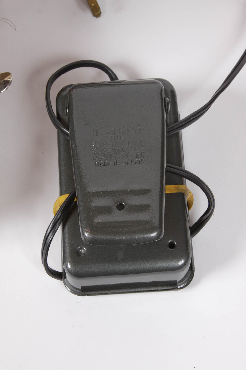 Dressmaker "Zig-Zag" Sewing Machine