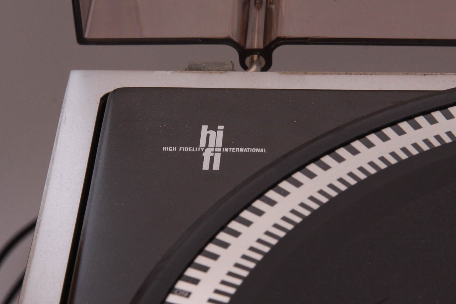 Harman/Kardon Receiver, Phillips Turntable, Ultralinear Speakers