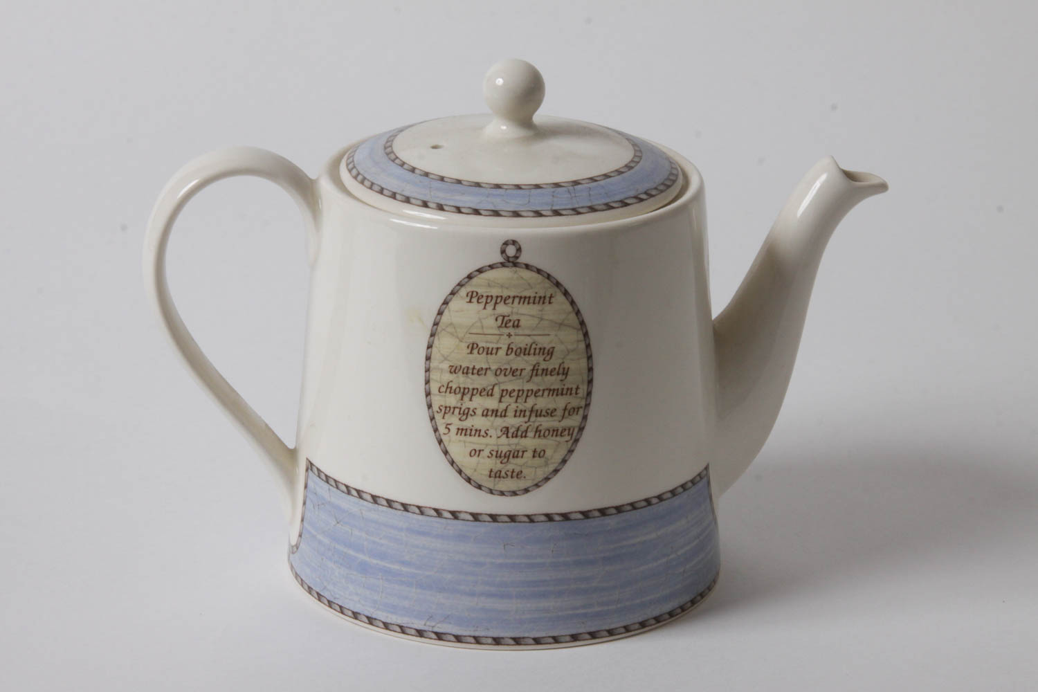 Wedgwood "Sarah's Garden" Teapot