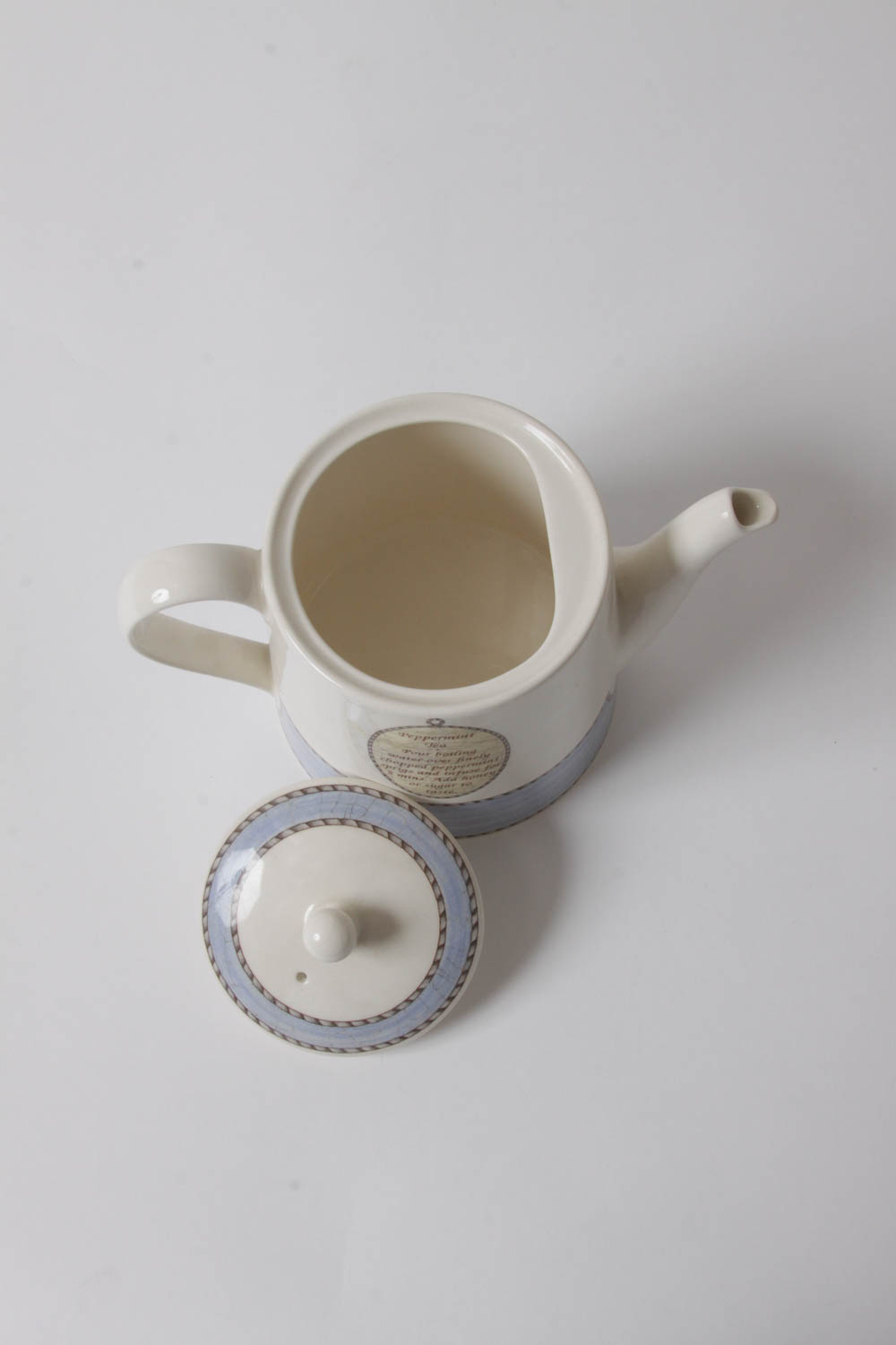 Wedgwood "Sarah's Garden" Teapot