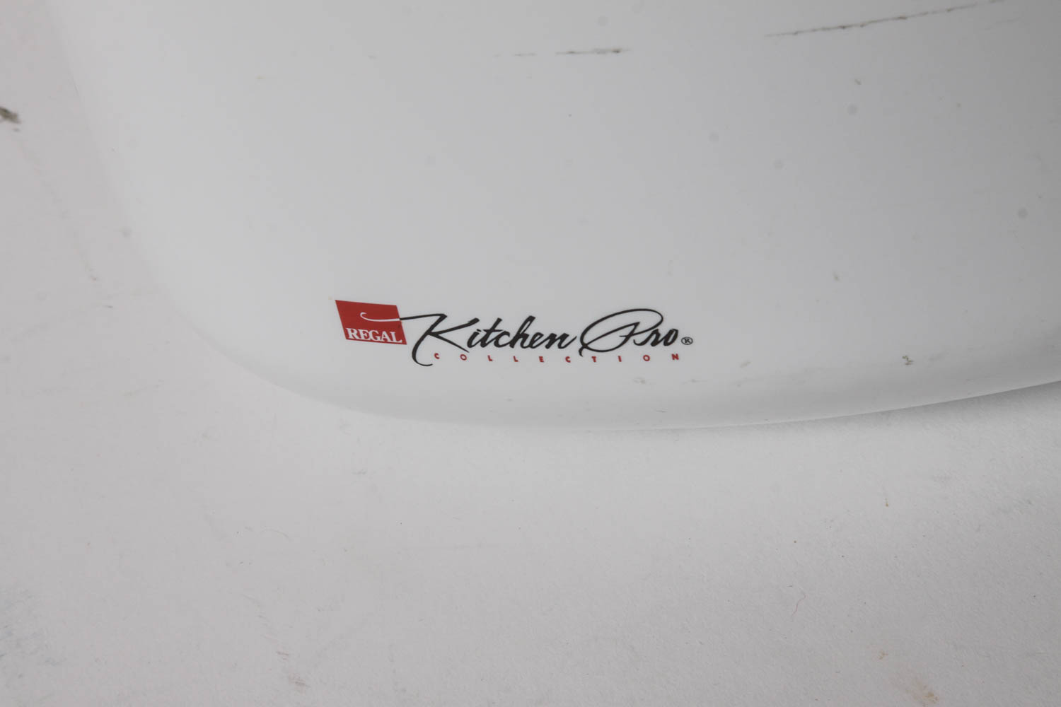 Assortemnt of Kitchen Appliances