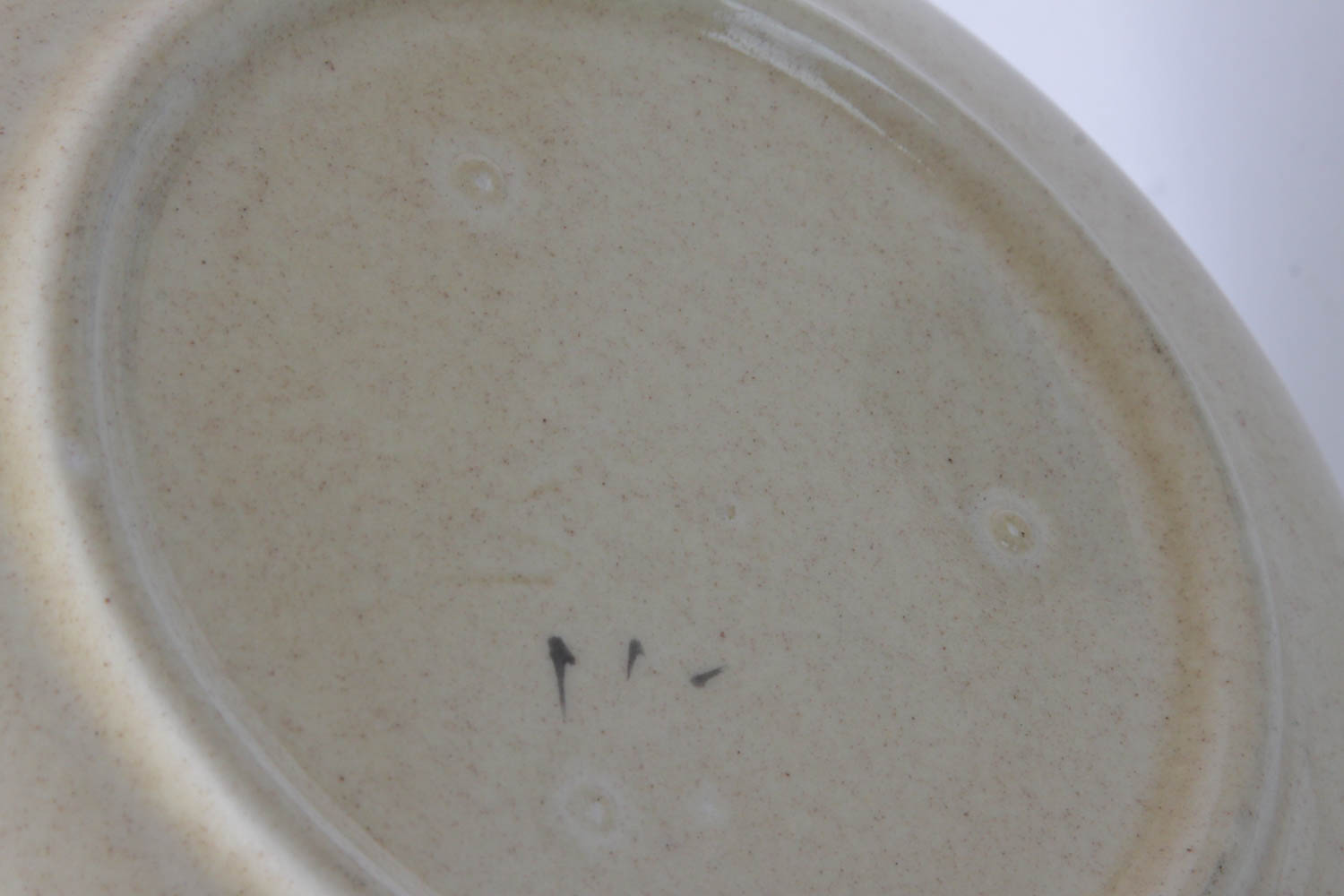 Hand-Painted Ceramic Tableware