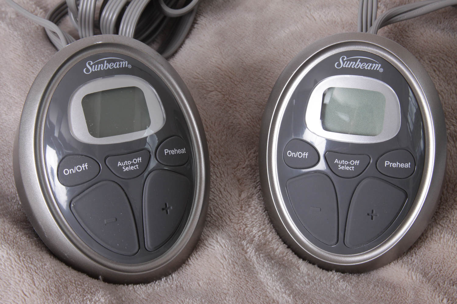 Dual-Control Sunbeam Electric Blanket