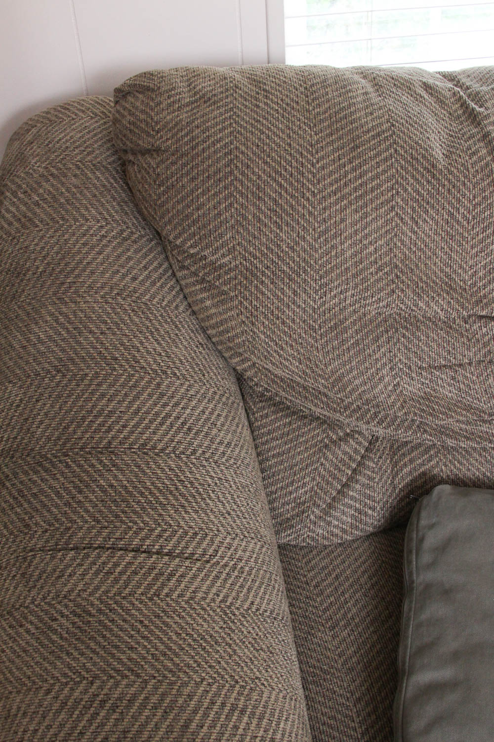 Reclining Sofa