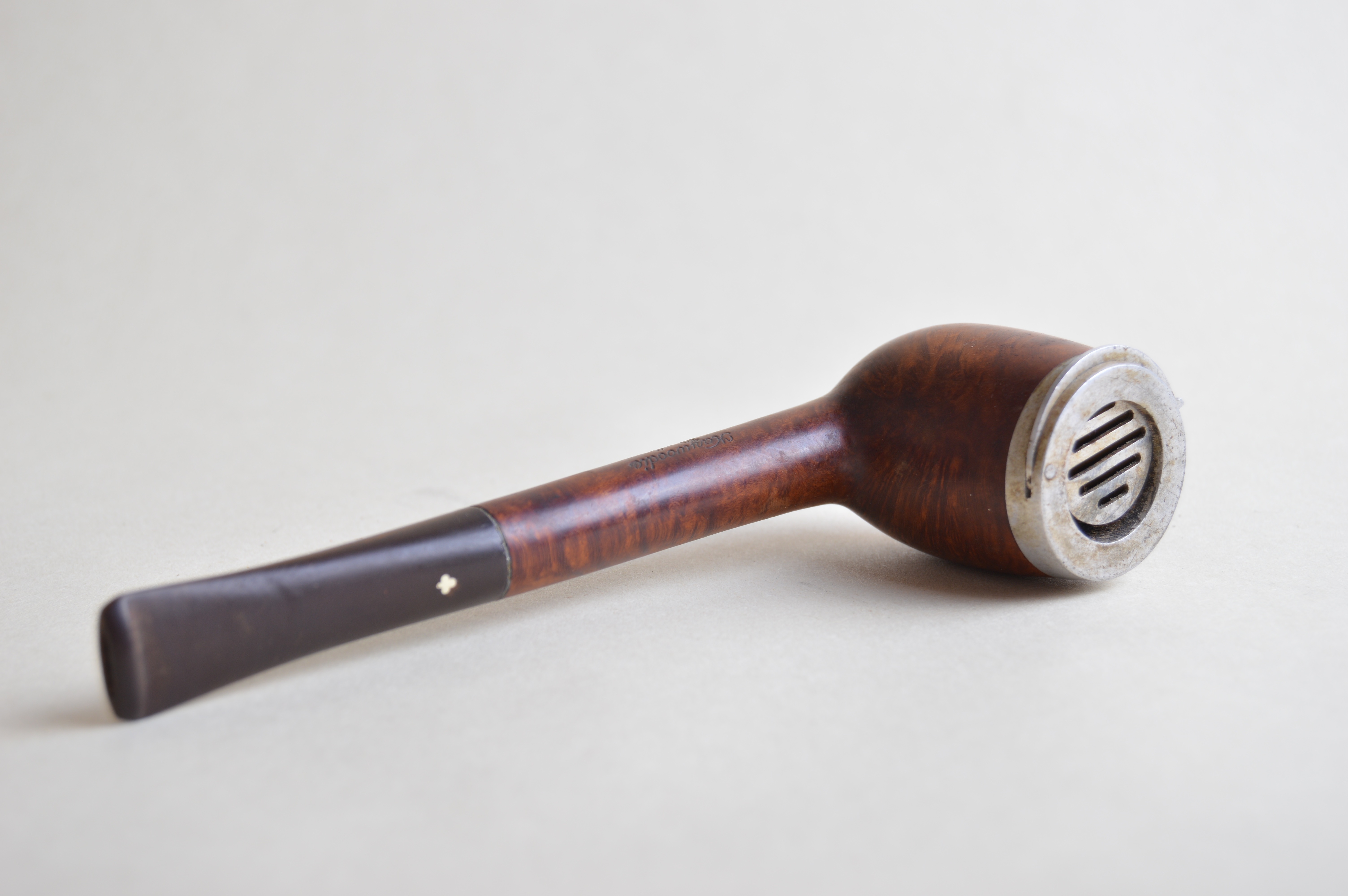 "Kaywoodie" Tobacco Pipe and Metal Ash Tray