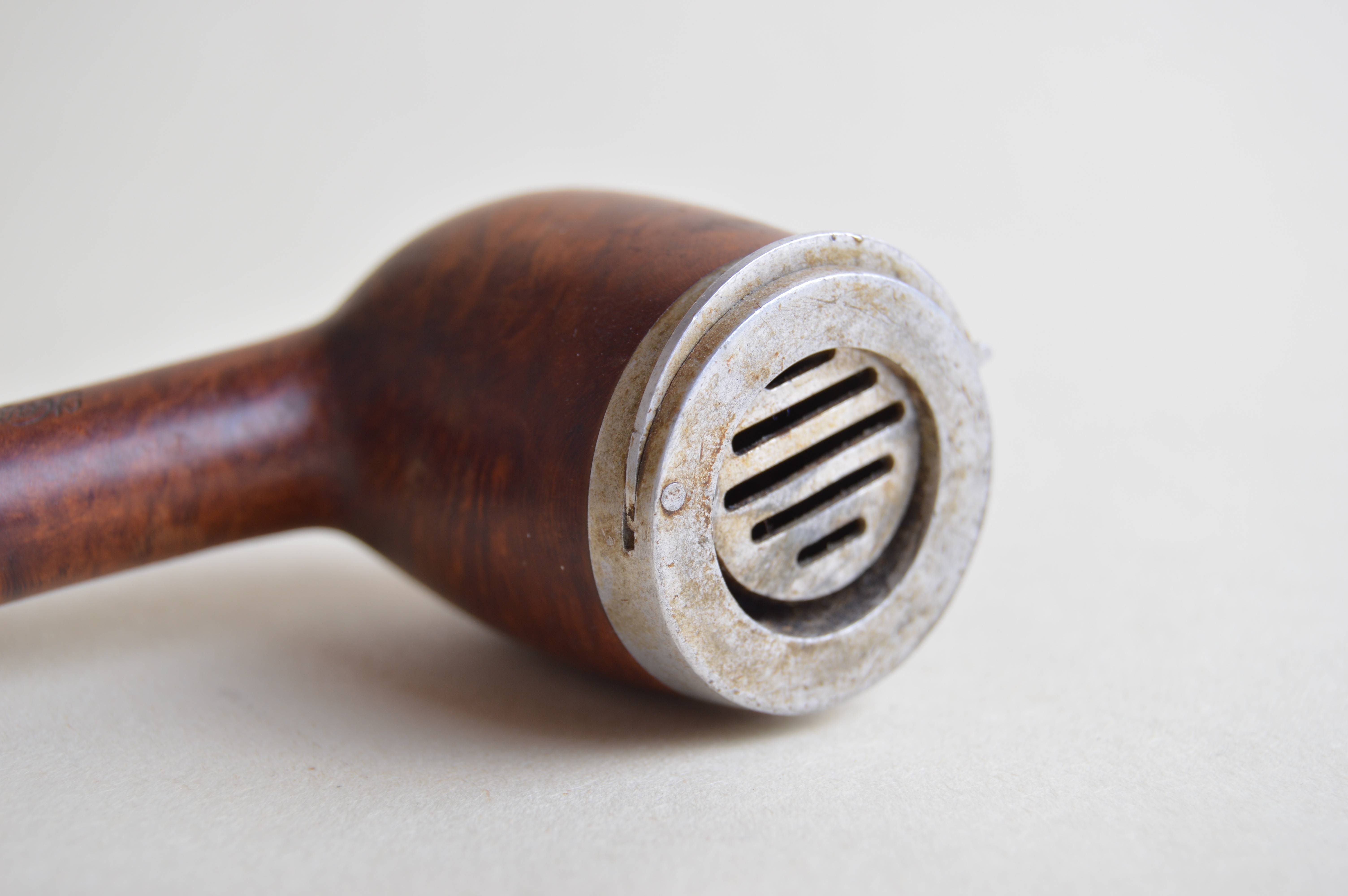 "Kaywoodie" Tobacco Pipe and Metal Ash Tray