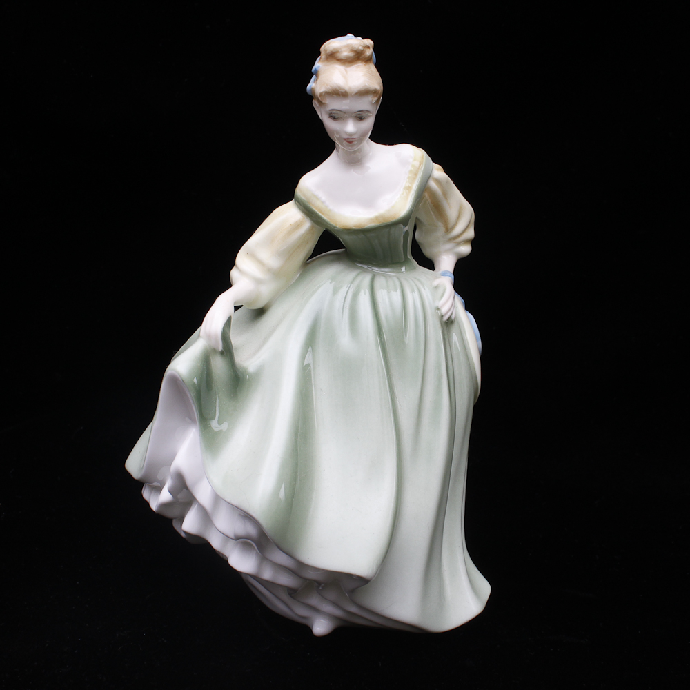 Royal Doulton Figurine "Fair Lady"
