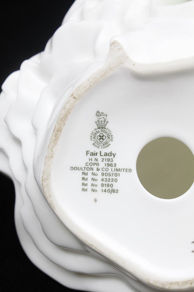 Royal Doulton Figurine "Fair Lady"