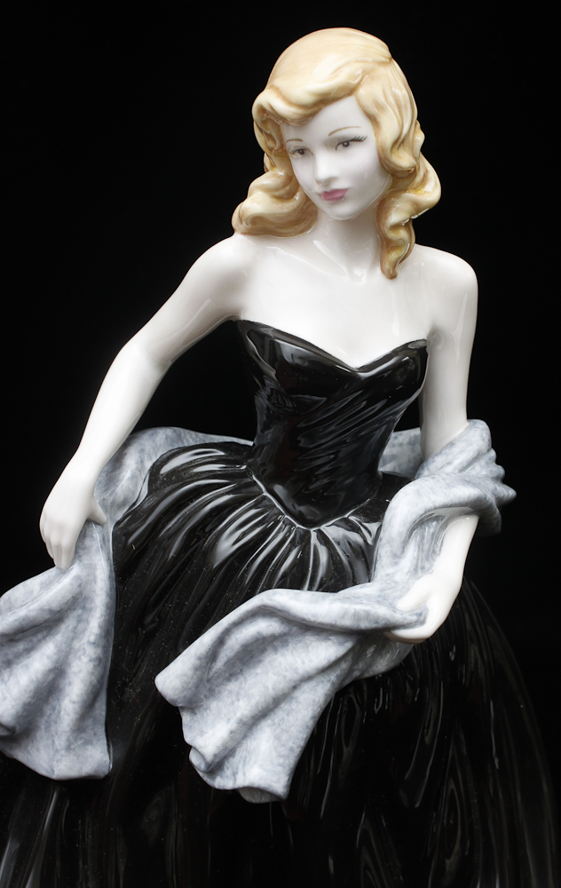 Royal Doulton Figurine "Special Wishes"