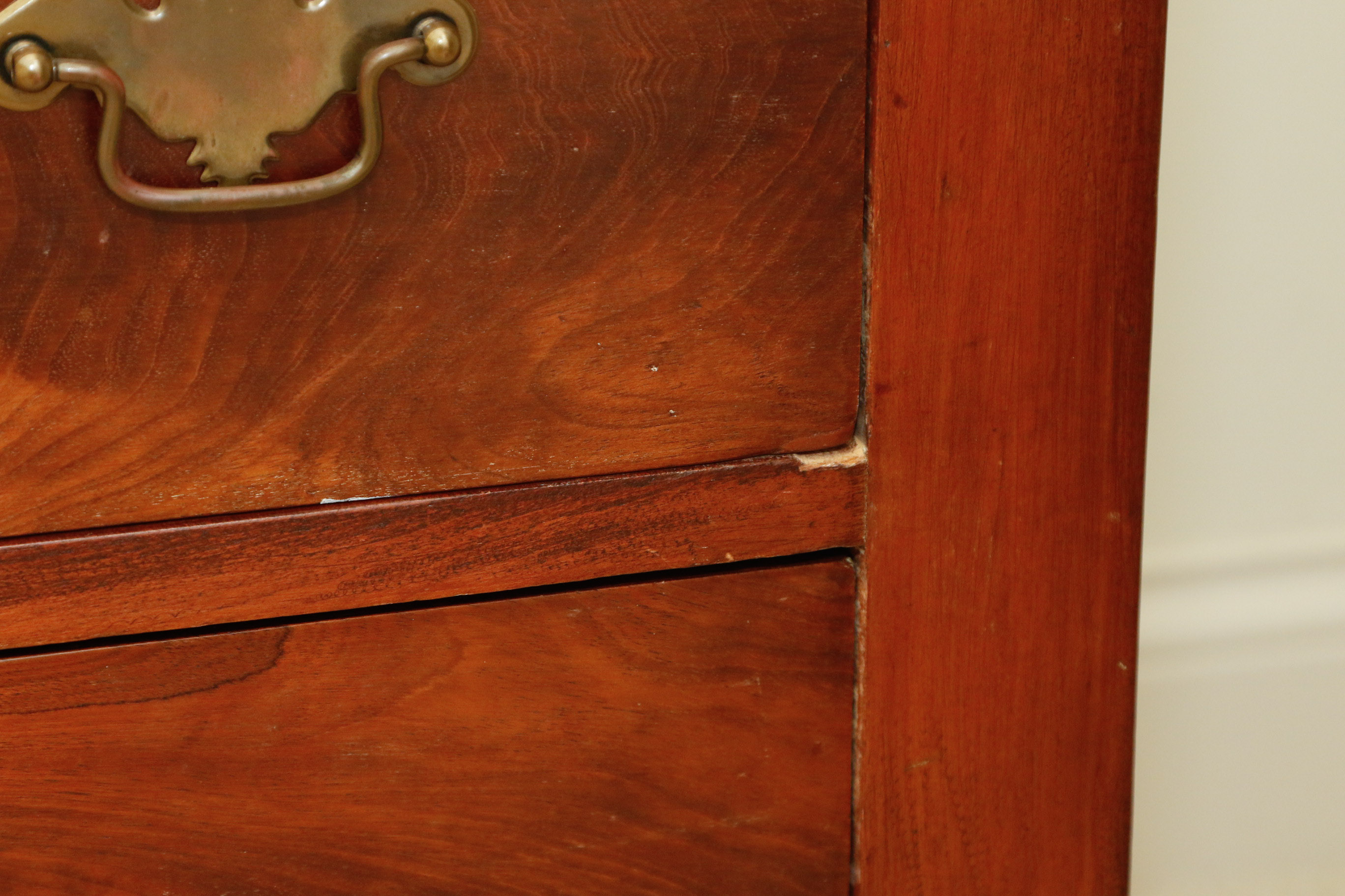 Antique Mahogany Chest of Drawers