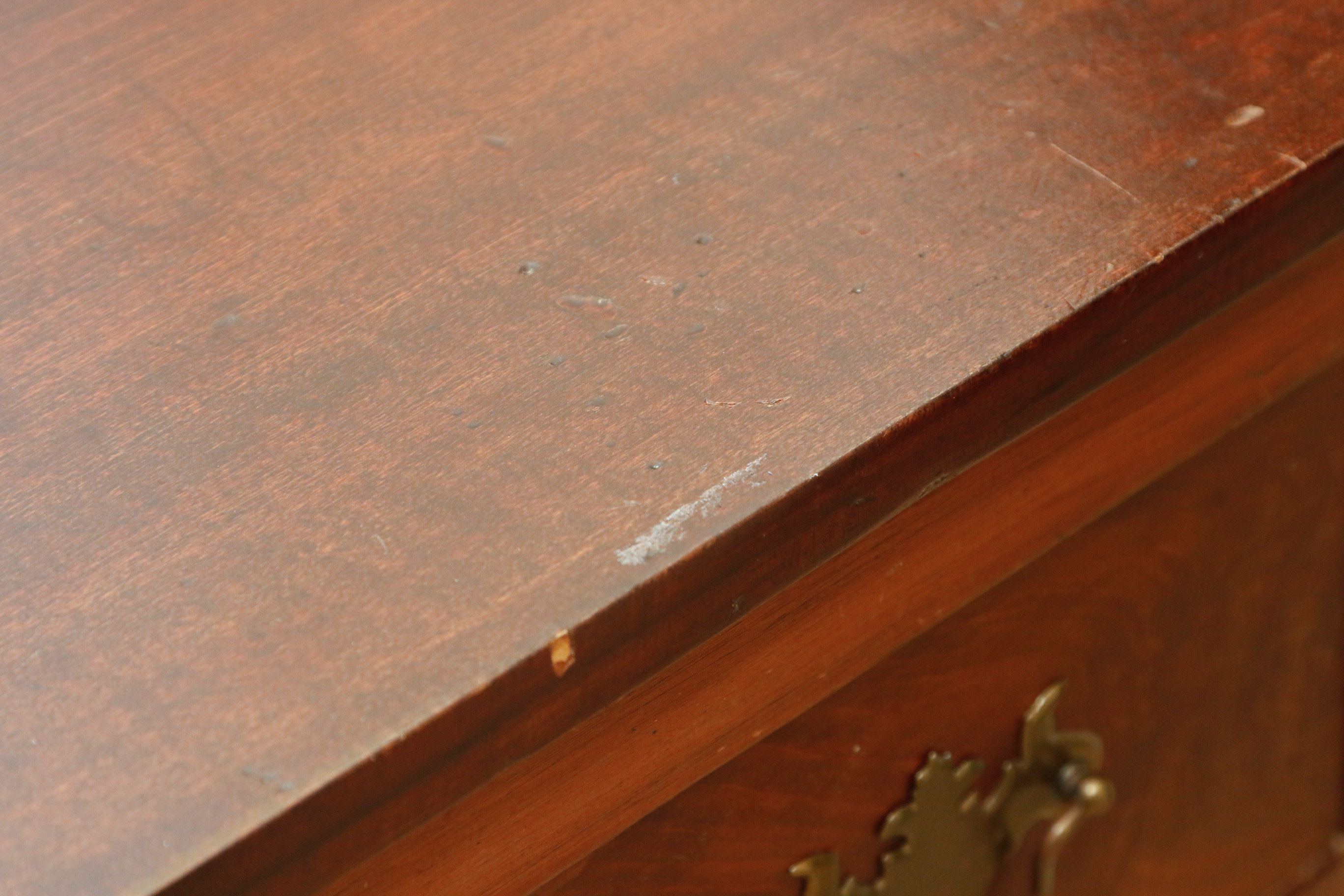 Antique Mahogany Chest of Drawers