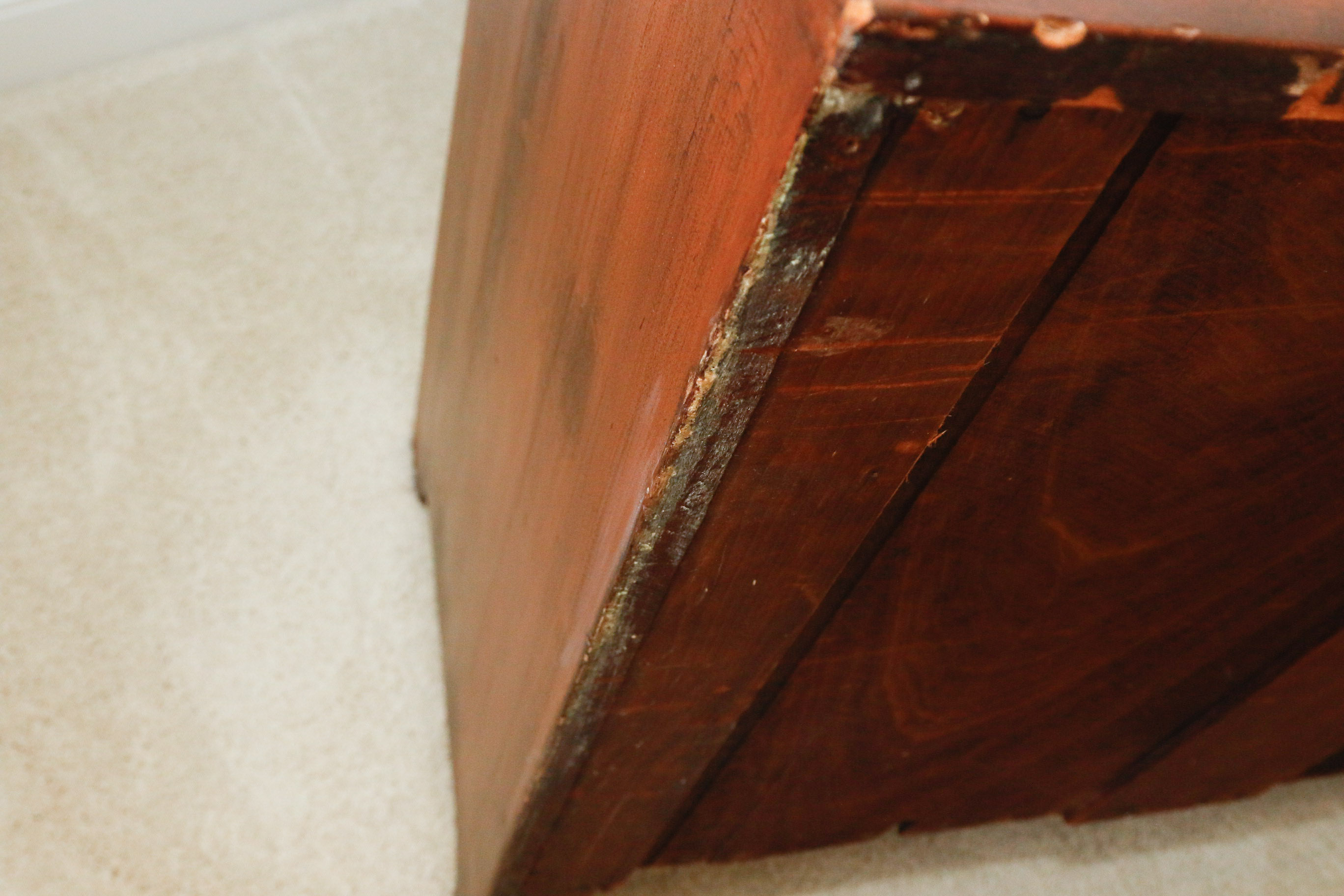 Antique Mahogany Chest of Drawers