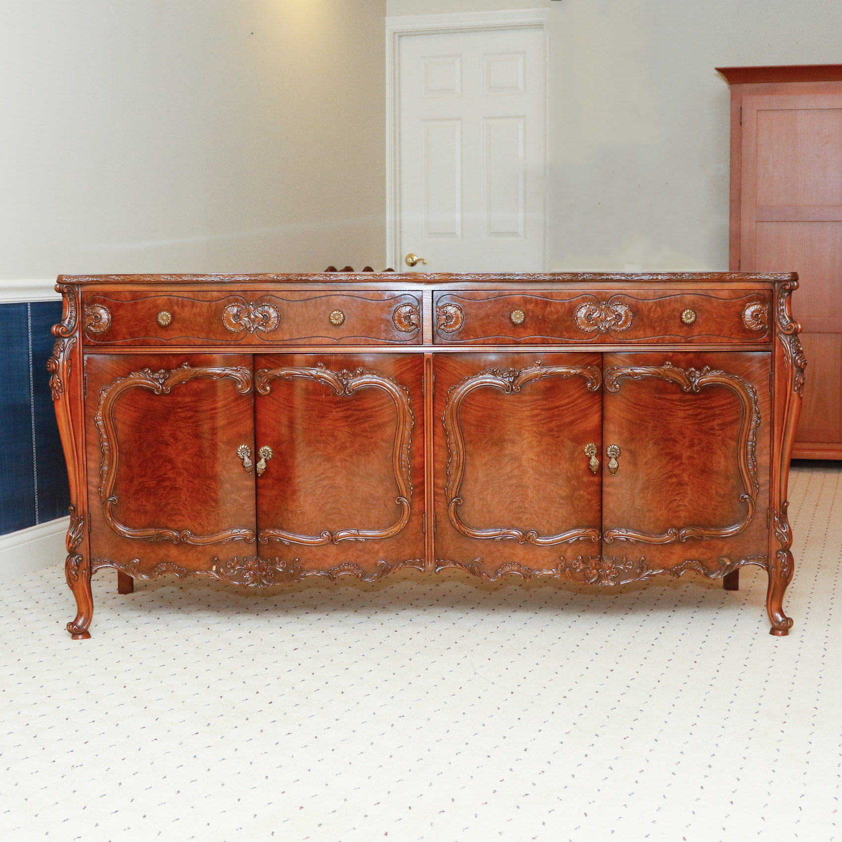 Romweber Louis XV-Style Buffet