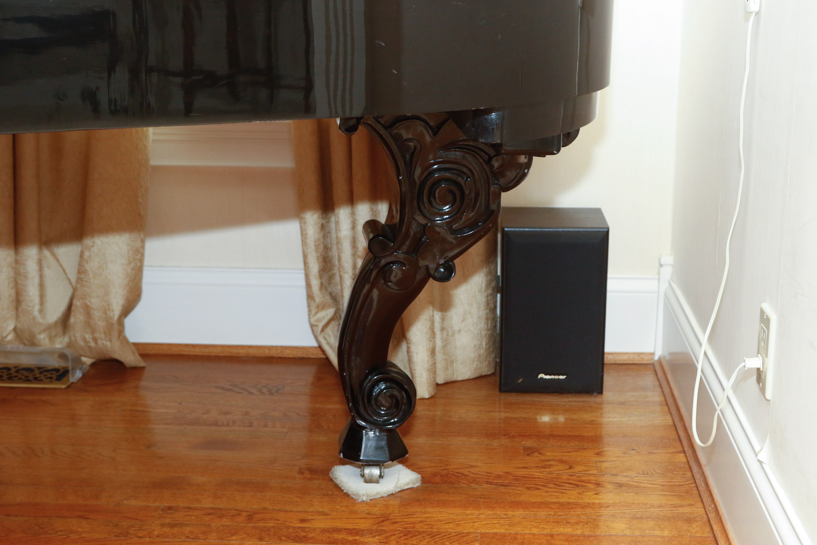 Schafer & Sons Baby Grand Piano