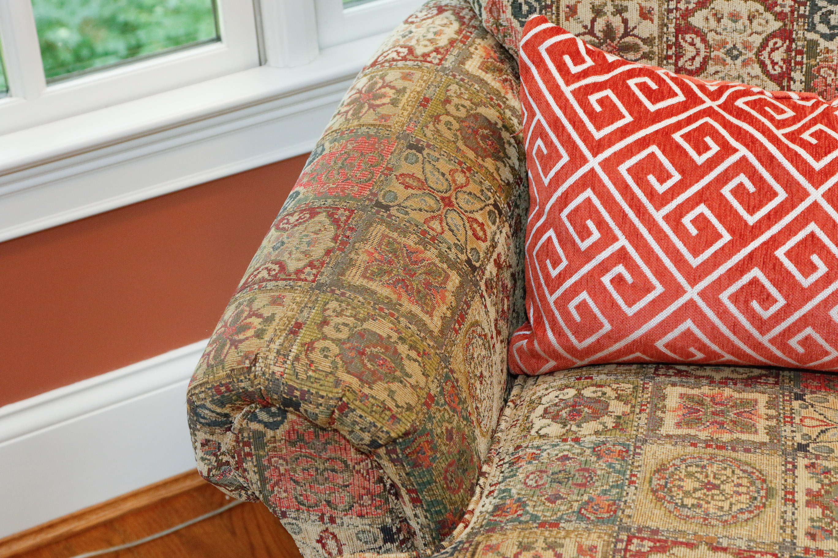 Pembrook Chair Corp. Arm Chair