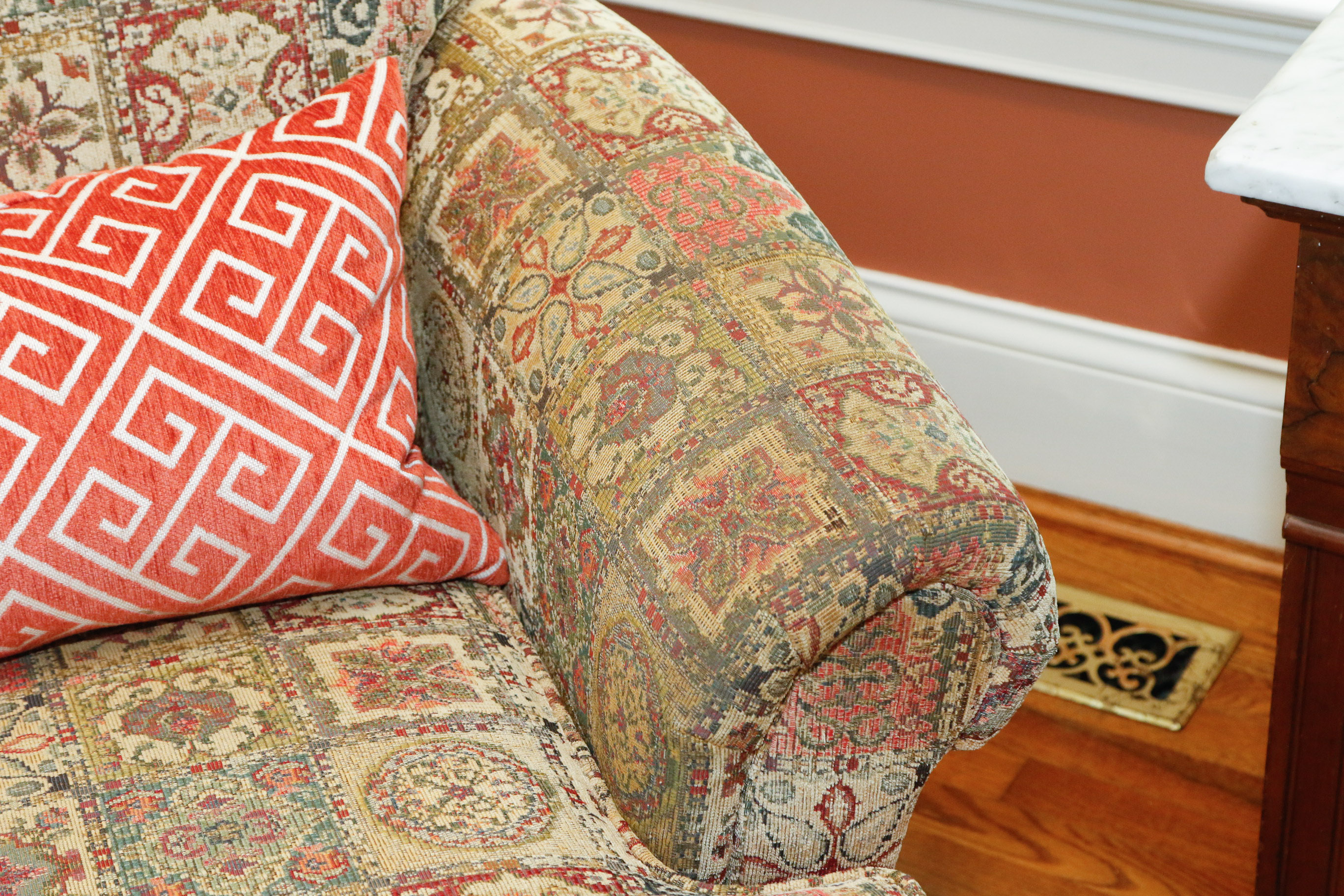 Pembrook Chair Corp. Arm Chair